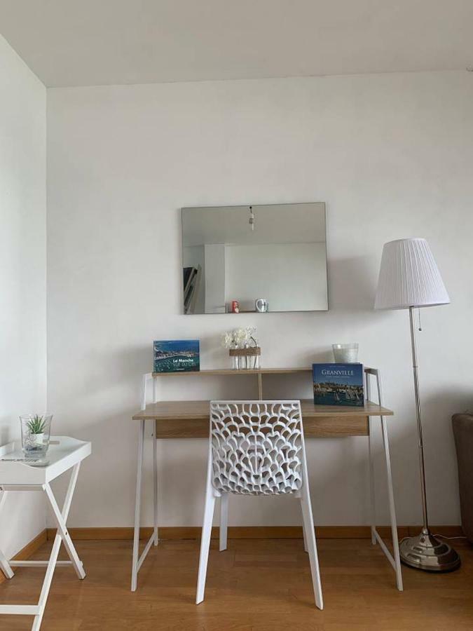 Un Balcon Sur La Mer, Acces Direct A La Plage 그랑빌 외부 사진