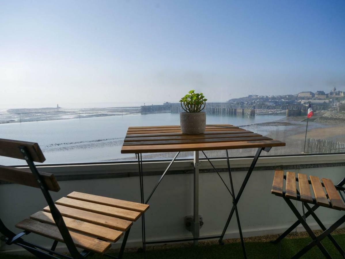 Un Balcon Sur La Mer, Acces Direct A La Plage 그랑빌 외부 사진
